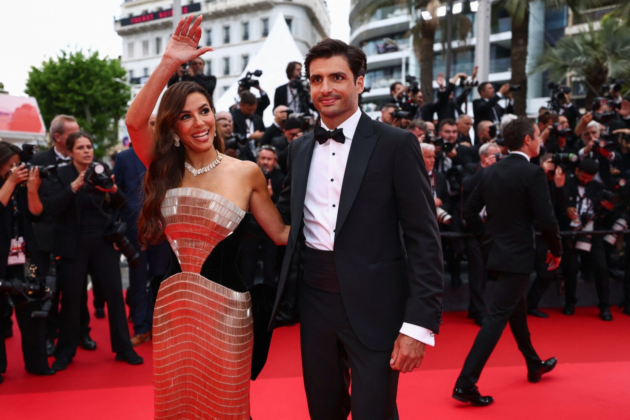 Zəriflikləri ilə qırmızı xalıda diqqət çəkdilər - FOTOLAR